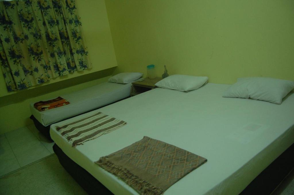 Yellow Mansion Hotel Malacca Exteriör bild